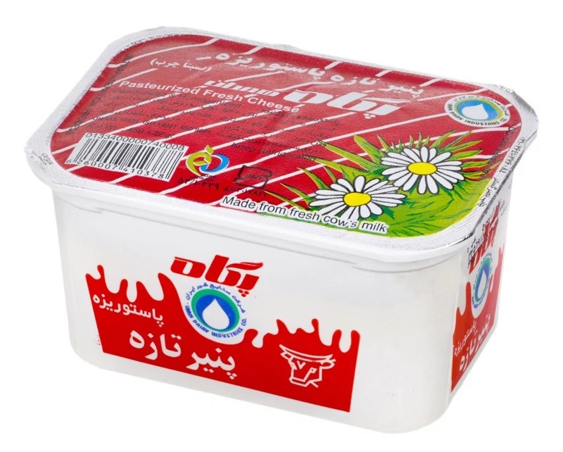 پگاه پنیرسفید ایرانی نسبتا چرب 300 گرمی